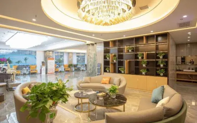 Yunqi Smart Hotel (Xingyi Menglecheng Jushan Square)