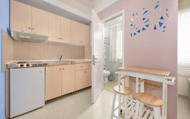 Art Center Apartments