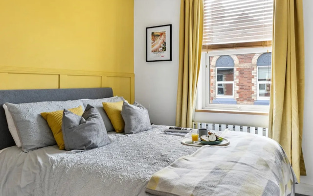 The Terrace - Bright Characterful and Near Beaches