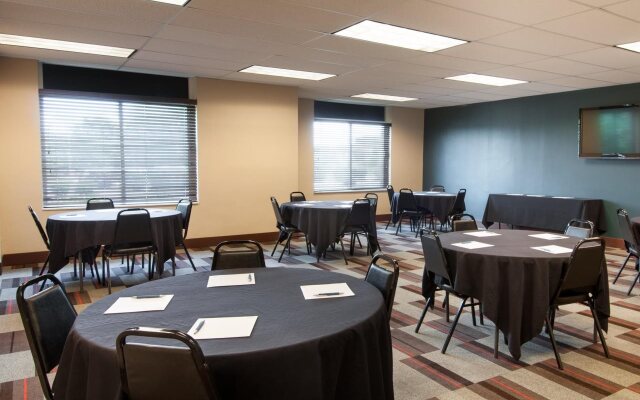 Four Points by Sheraton Columbus-Polaris