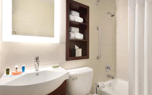 Holiday Inn Bloomington - Normal by IHG