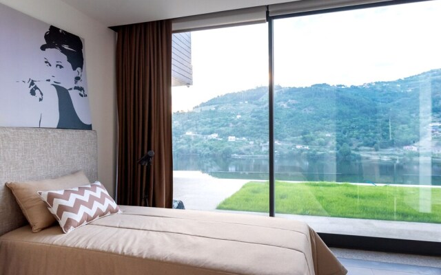 Feel Discovery Douro Cherry