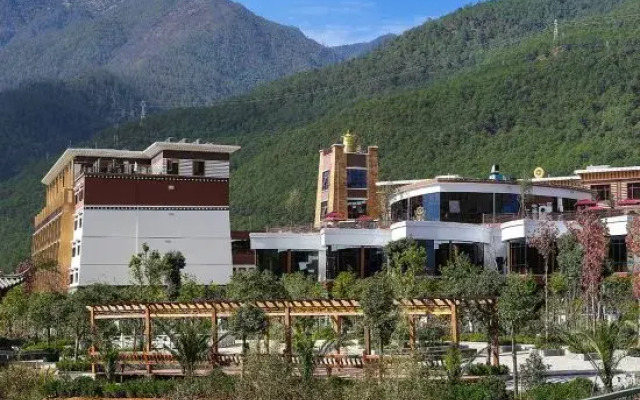 Snow Sands Grand Hotel