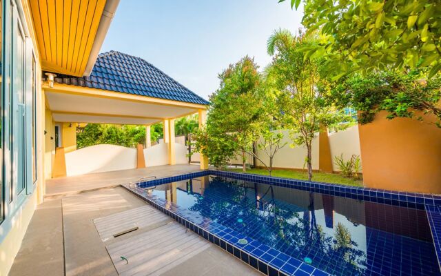 Platinum 3 bedrooms villa pool garden