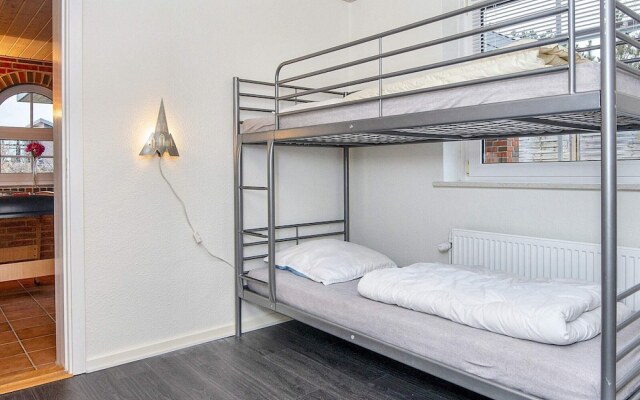 10 Person Holiday Home in Glesborg-by Traum