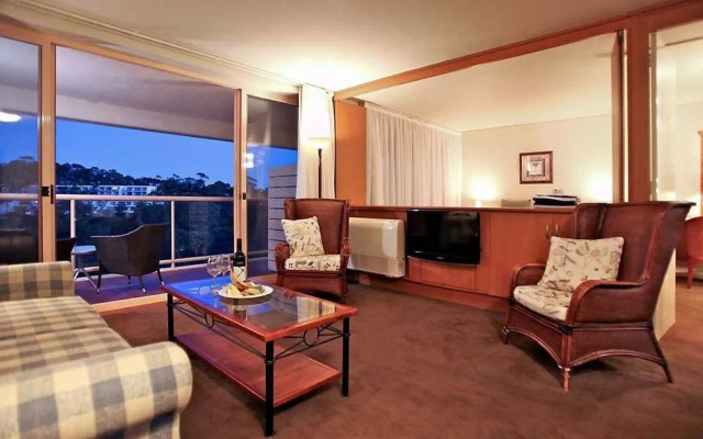 Pacific Bay Resort