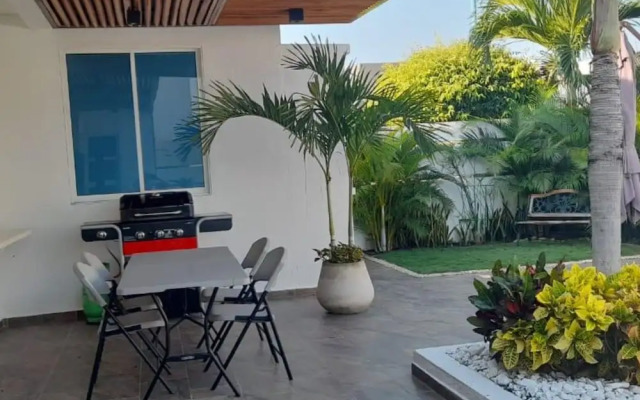 Quinta Moderna Piscina Privada Via Girar