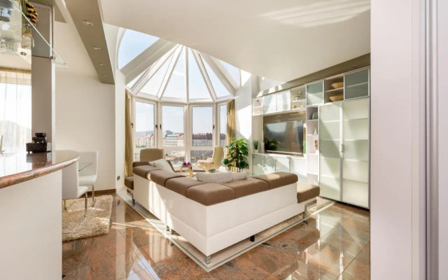 Panorama Dream Home w 3BDR, A/C, Garage & Jacuzzi