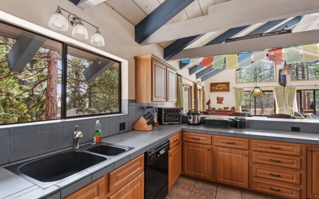 Tumbleweed Trails Deck & Hot Tub!