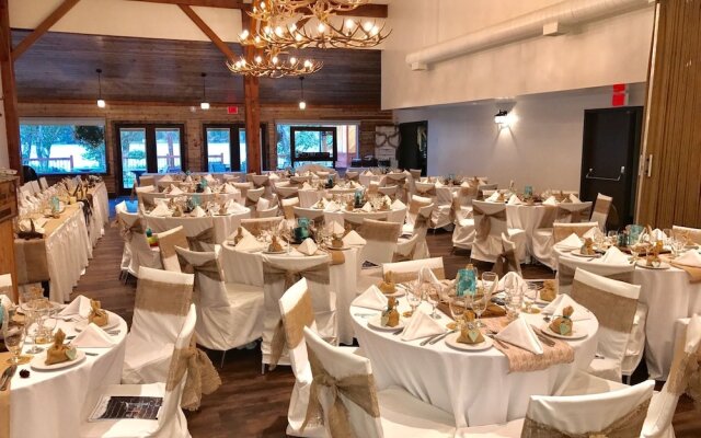 Bayshore Inn & Spa
