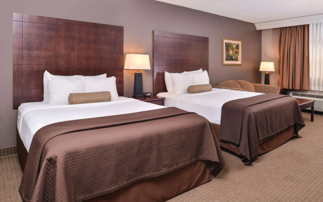 Best Western Plus Kelly Inn