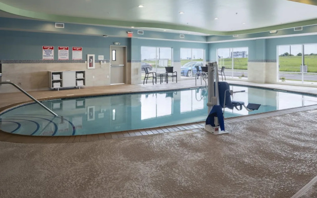 Holiday Inn Express And Suites Bourbonnais East - Bradley, an IHG Hotel