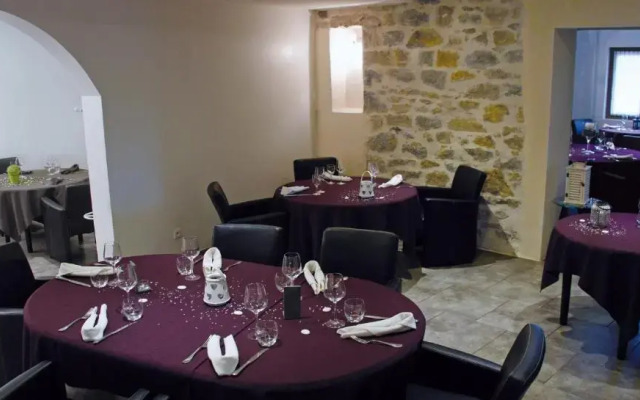 Hôtel Restaurant La Source