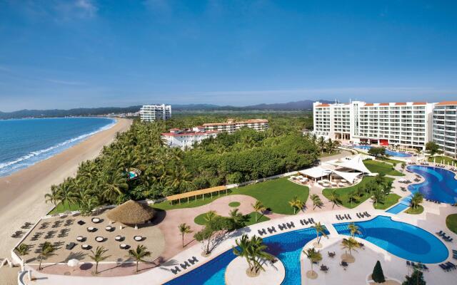 Wyndham Alltra Vallarta, All-Inclusive Resort