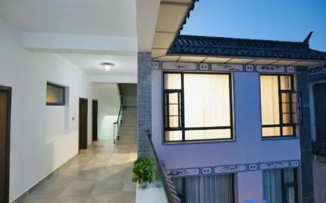 Nanyi Homestay (Dali Ancient City Erhai Branch)