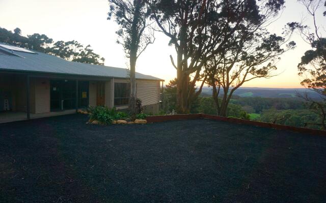 Southern Anchorage Retreat