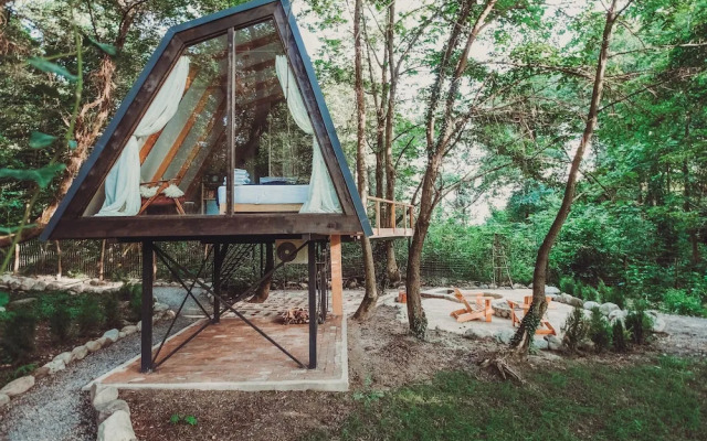 Duende Treehouses & Cocktails