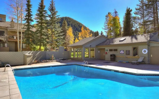 1147 Flying Dutchman 1 Bedroom Condo