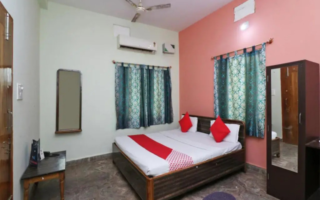 Oyo 19111 Supriya Guest House