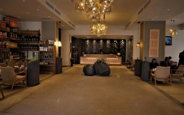 Mado Hotel