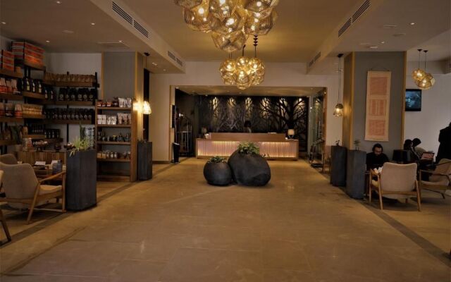 Mado Hotel