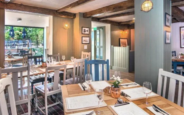 Chequers Inn