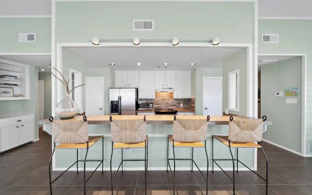 Maree by the Sea by Ryson Vacation Rentals