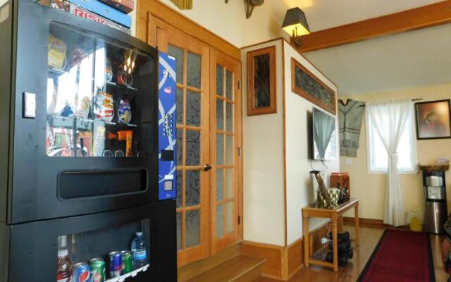 The Calgary Hub hostel style Home