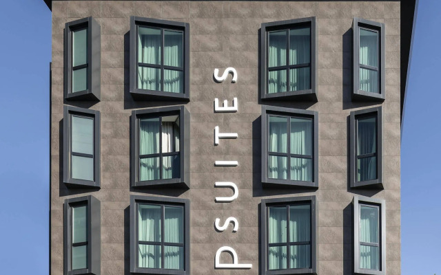 Upsuites Hotel