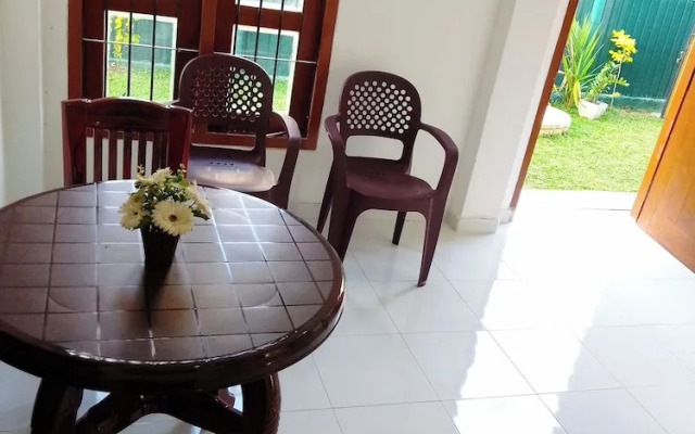 Tropical Suites