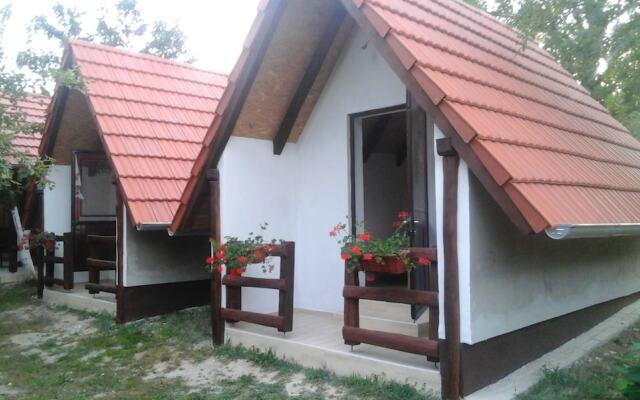 Bungalow With 2 Bedrooms in Kutina, With Enclosed Garden and Wifi