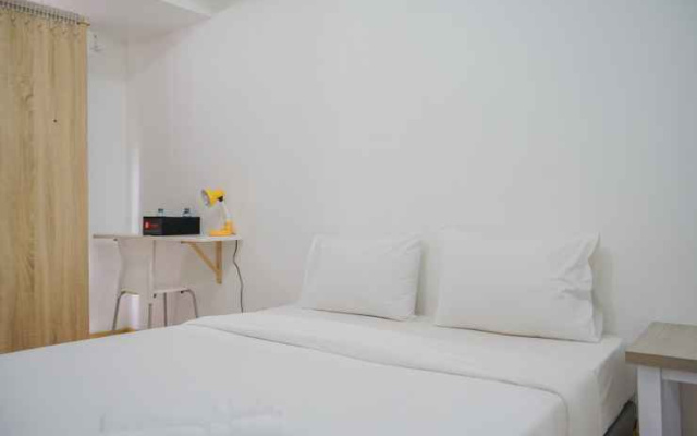 Cozy Stay Studio @ M-Town Residence Apartment By Travelio