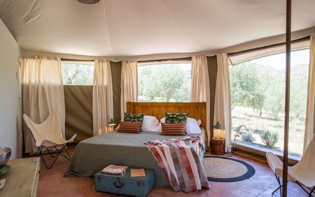 IUTA Glamping & Farm