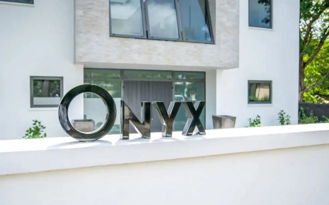 Onyx by Blue Sky Luxury