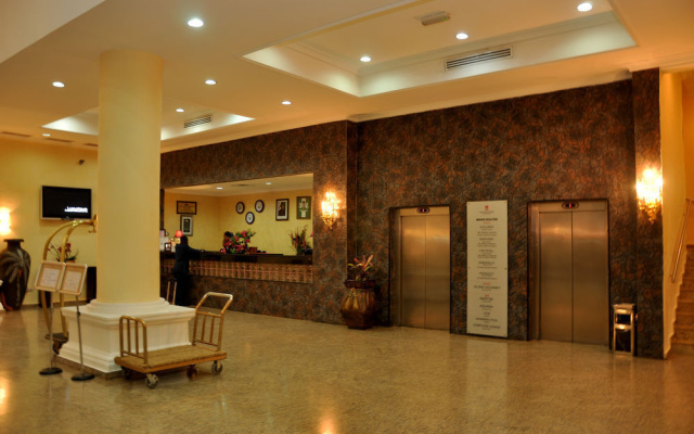 Jasmines Place and Suites — фото 2