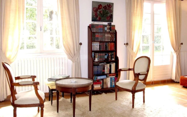 House With 3 Bedrooms in Plounévez-lochrist, With Furnished Garden and