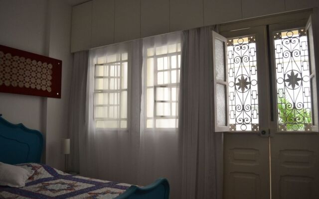 Casa Amarela Guest House - ZONA SUL