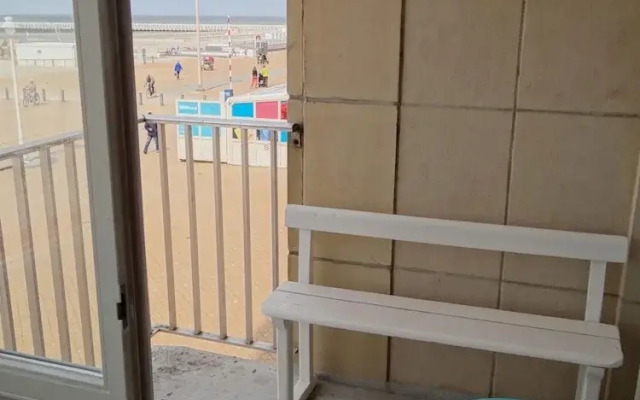 Apartment in Nieuwpoort Located Near the sea