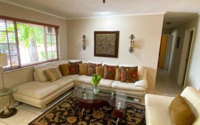 Your Cozy Spacious home with Heated Pool
