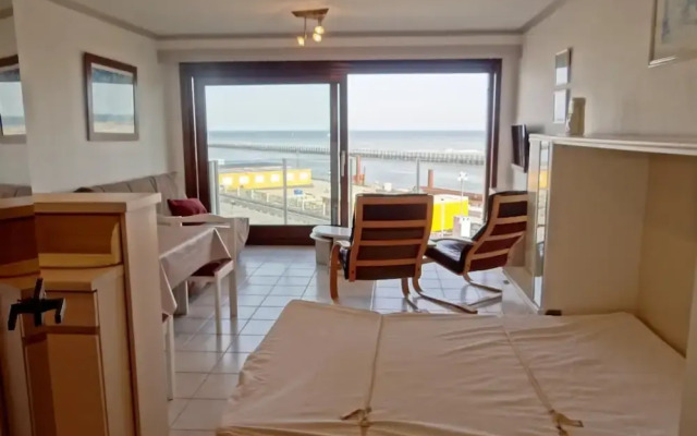 Studio in Nieuwpoort Near Sandy Beaches