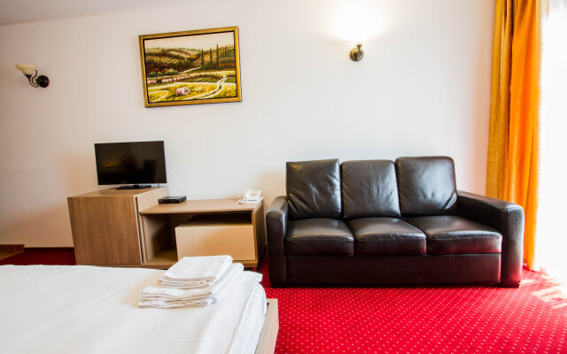 Complex Turistic Max International