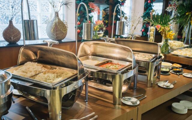 A.Venue Suites