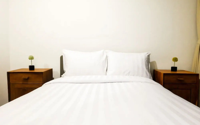 Homey Woodland Park Apartment Near Kalibata Plaza