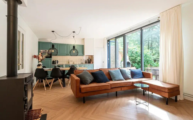 Holiday Home in Zelhem With Forest and Hot Tub