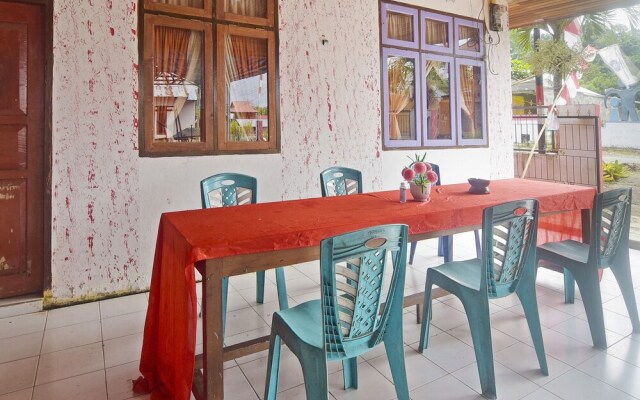 OYO 91246 Pulisan Ekowisata Homestay Near Wisata Pantai Desa Pulisan (Pulisan Beach Tour)