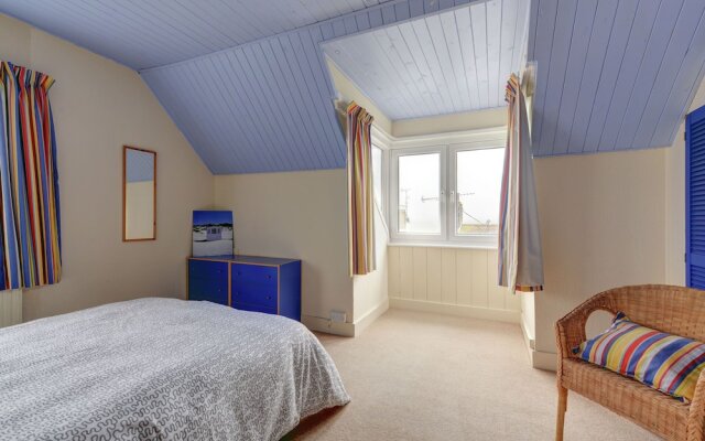 Calm Holiday Home in Broadstairs Kent with BBQ