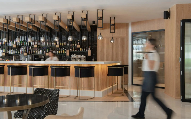 Bio Suites Hotel