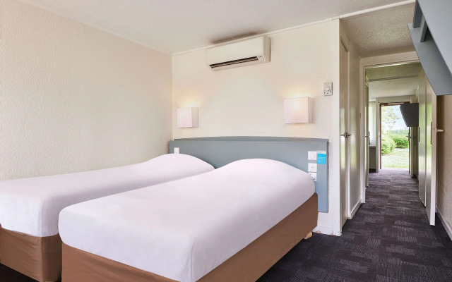 Kyriad Direct Le Bourget - Gonesse