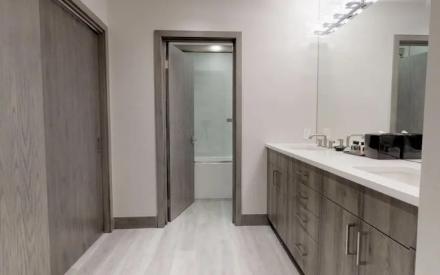 Vail Village Center Place 3 Bedroom Condo