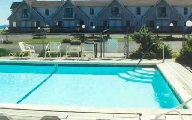 Bridge View Motel